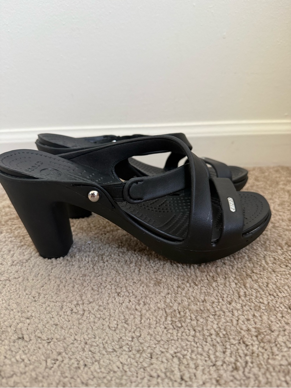 Crocs Cyprus IV heeled sandals
